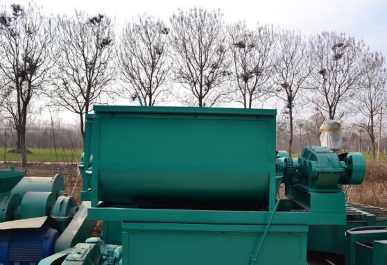 臥式攪拌機(jī)